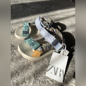 Zara toddler sandals! Size 7. NEW NEVER WORN